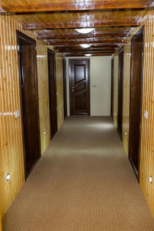 Hotel Cabana Ama Tău Bistra Exterior foto